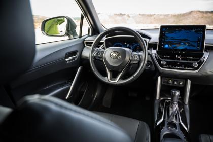 Test: Toyota Corolla Cross 2.0 Hybrid AWD 196Ps